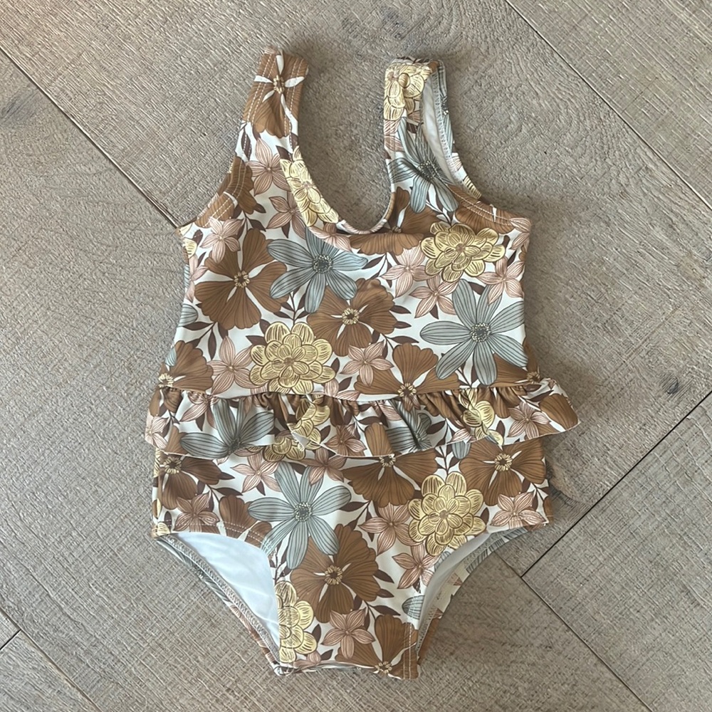 NWT Rylee & Cru Safari Floral Bathing Suit